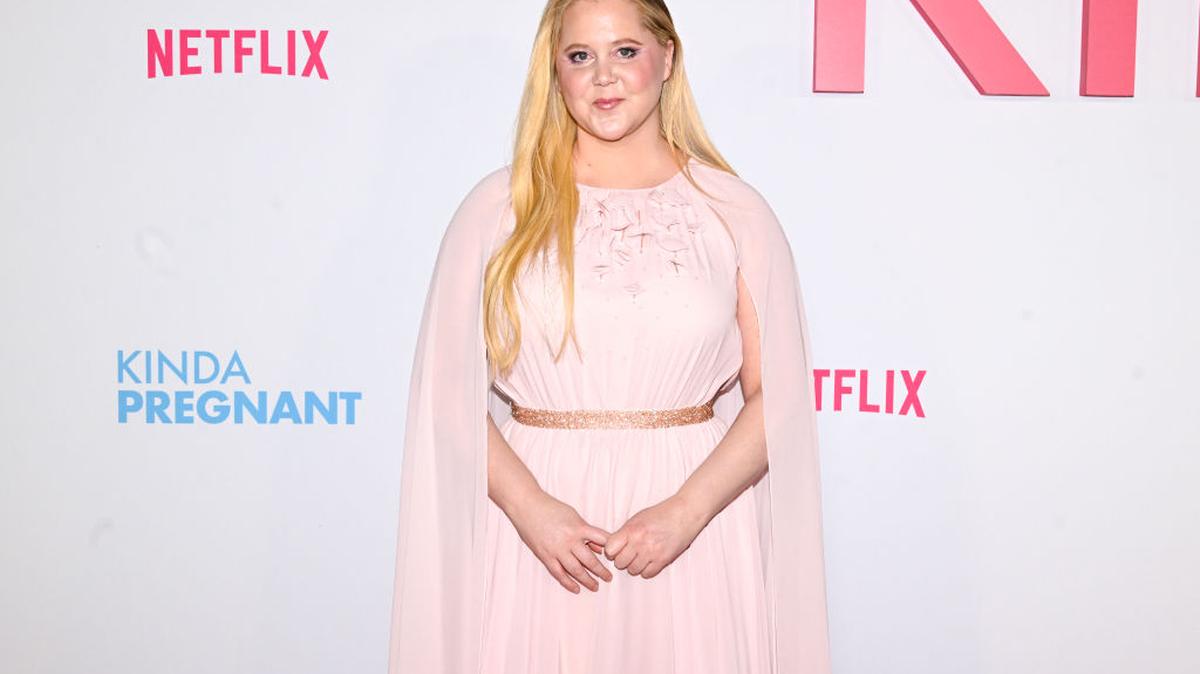 NEW YORK, NEW YORK - FEBRUARY 03: Amy Schumer attends Netflix’s “Kinda Pregnant” New York Premiere at Paris Theater on February 03, 2025 in New York City. (Photo by Astrida Valigorsky/FilmMagic)