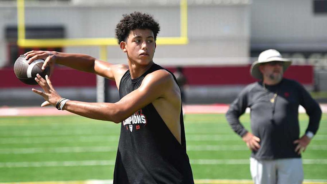 Florida Gators Recruit Round-Up: Two Targets Receive Predictions, One Sets Commitment Date 