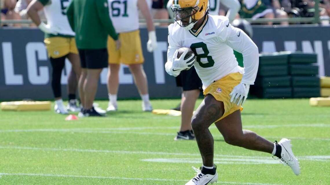 Report: Packers RB Josh Jacobs placed on Commissioner's Exempt list