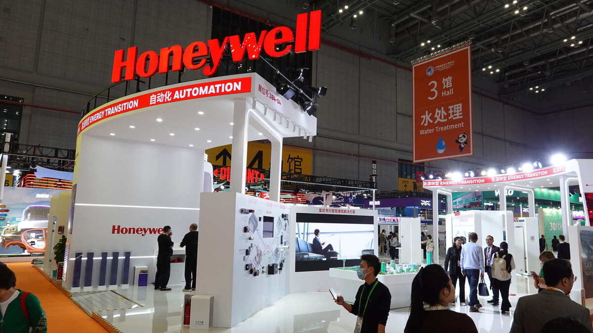  Honeywell Aerospace (HONA) only began trading as an independent company on June 29, 2026, after completing its spinoff from the Honeywell conglomerate. 
