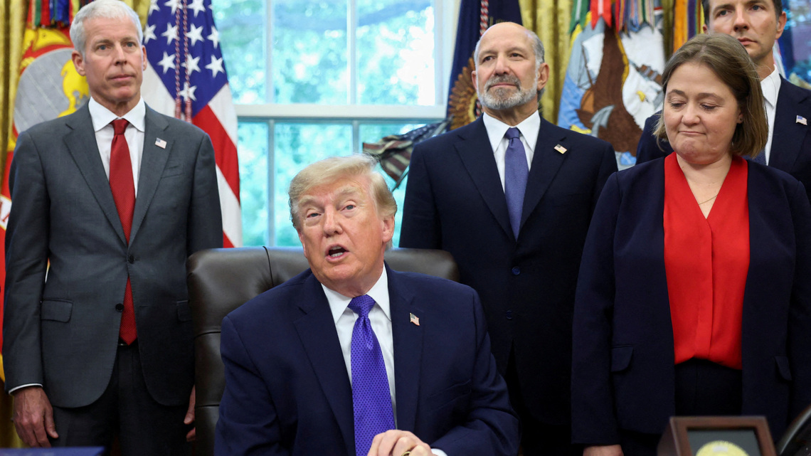 Trump unveils $15 billion planned Iowa steel project