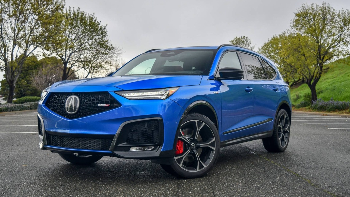 We Compared the 2026 Lincoln Aviator and Acura MDX. One Comes Out Ahead 