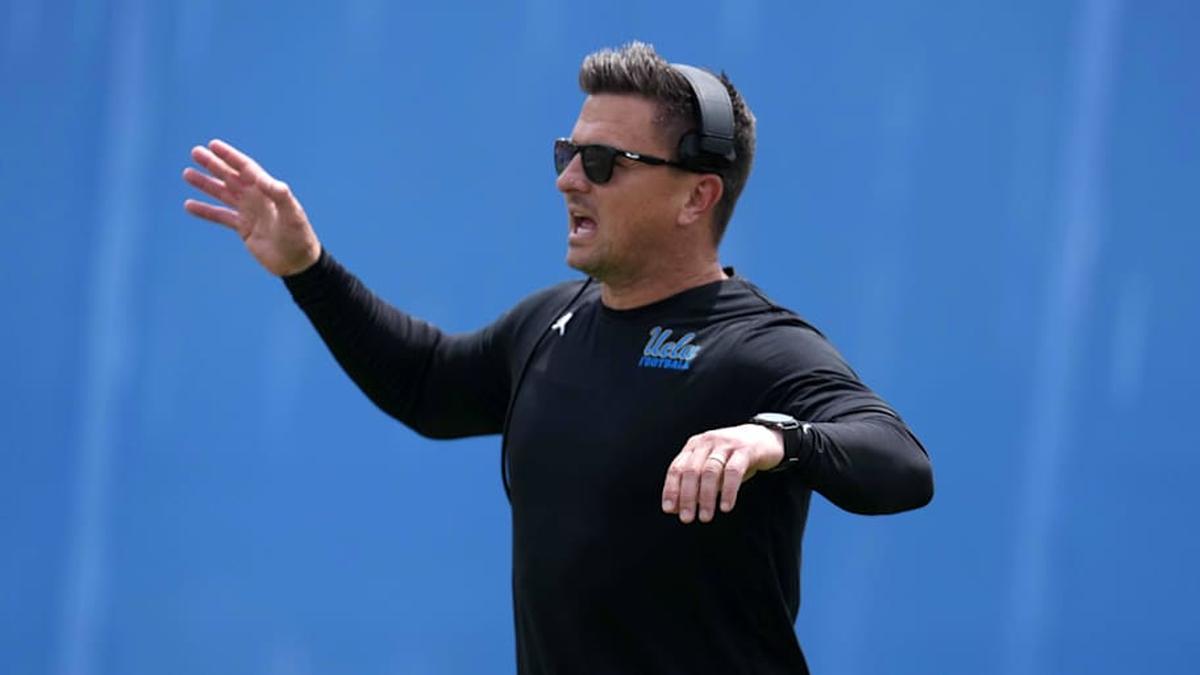  May 2, 2026; Pasadena, CA, USA; UCLA Bruins coach Bob Chesney reacts during the spring game at Rose Bowl. Mandatory Credit: Kirby Lee-Imagn Images | Kirby Lee-Imagn Images 