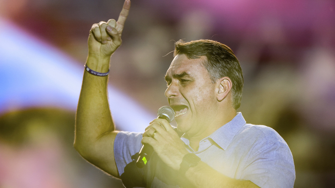 Brazilian presidential candidate Bolsonaro names surprise running mate 