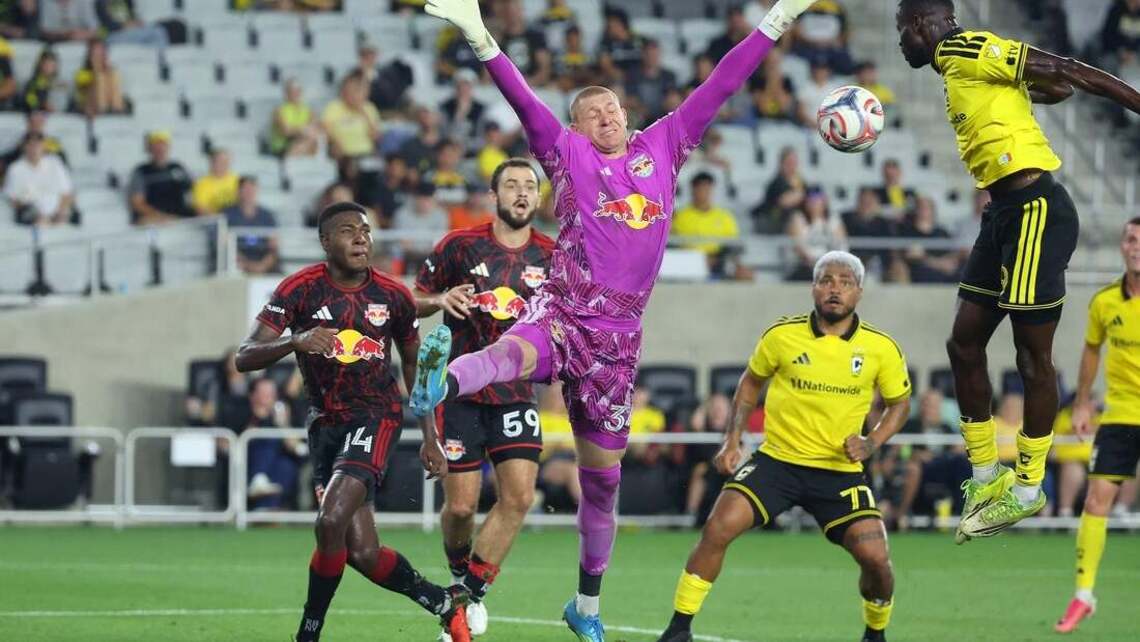 Red Bulls strike late against Crew to halt losing streak 