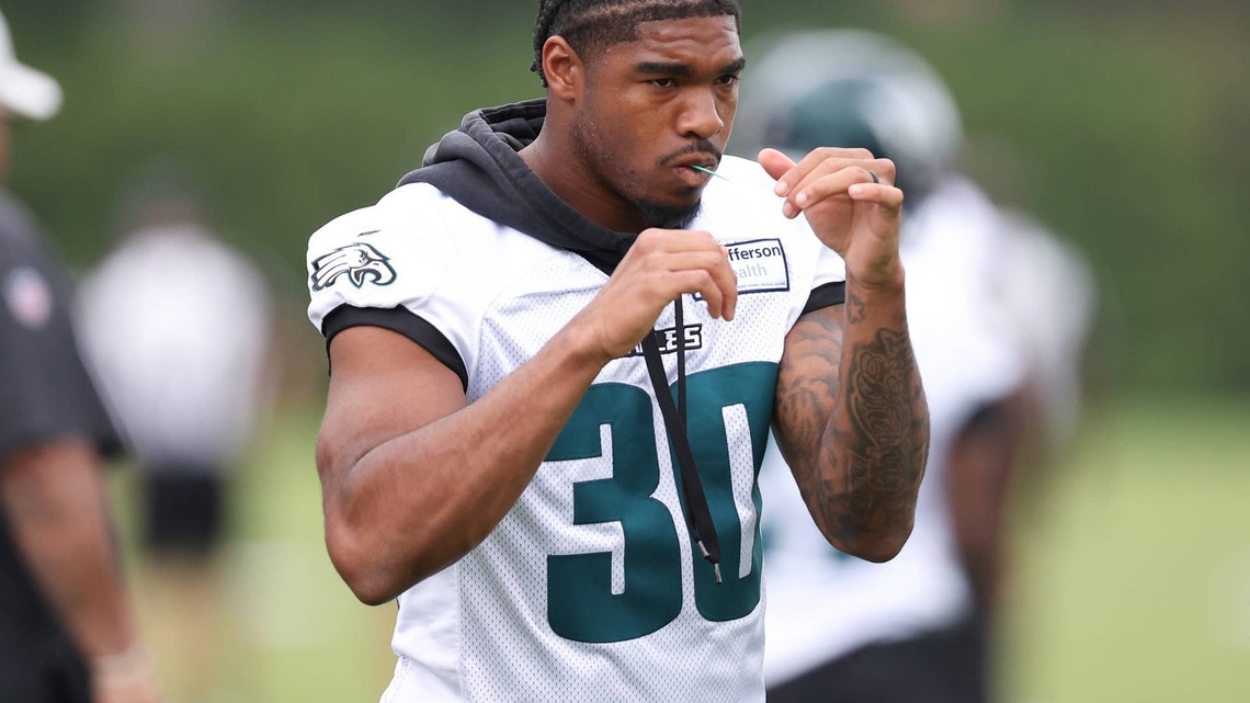 Nakobe Dean's Replacement Named Eagles' Breakout Candidate 