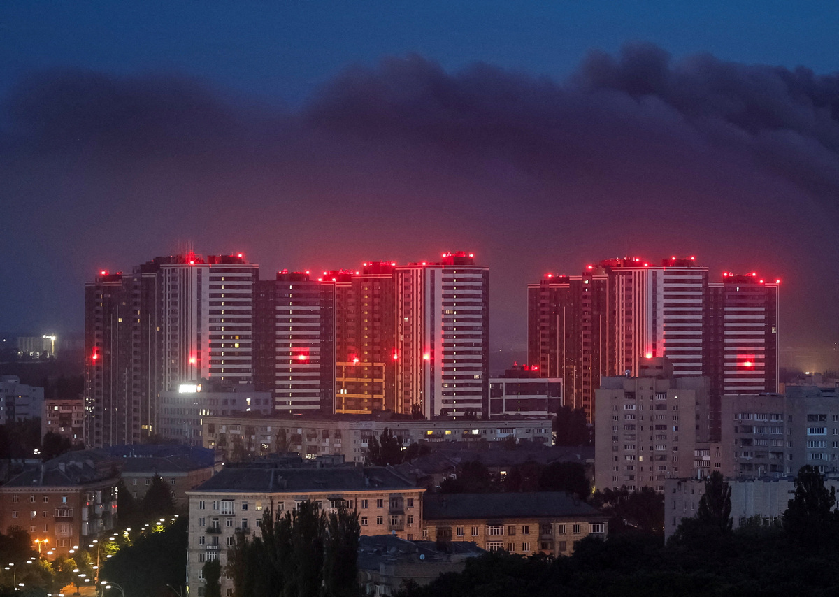 Smoke rises in the city during a Russian missile strike, amid Russia's attack on Ukraine, in Kyiv, Ukraine July 11, 2026. REUTERS/Gleb Garanich
