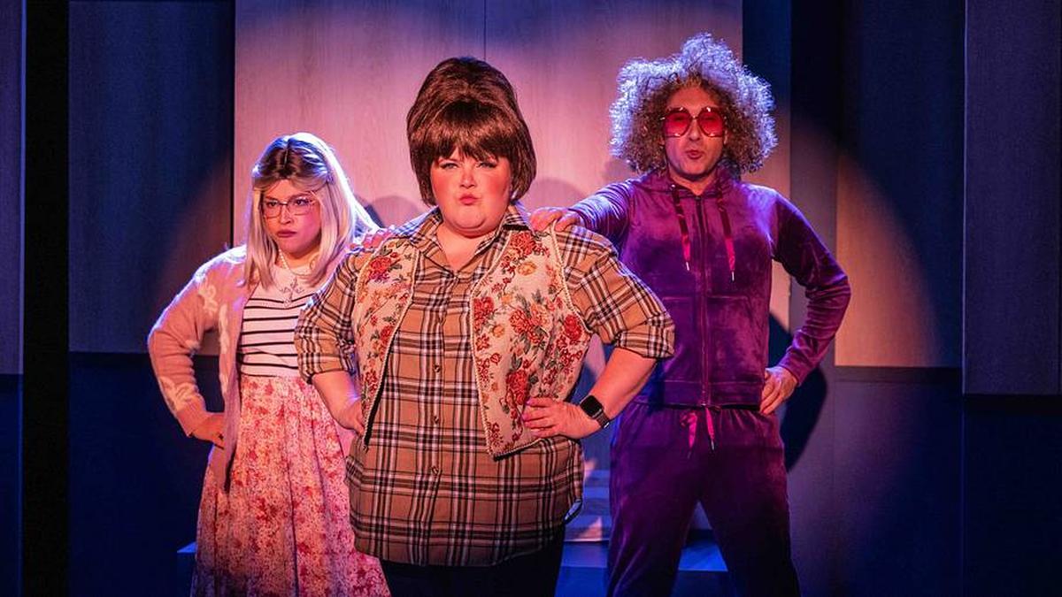  The Susans, as they are dubbed, serve to better frame the narrative for an ensemble production, but also represent the TV series's popularity among the female demographic. | Matthew Murphy 