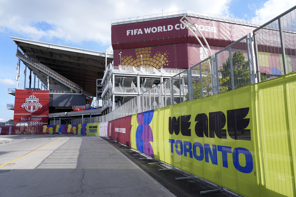 Soccer Football - FIFA World Cup 2026 - Countdown Concert - Toronto, Canada - June 10, 2026 General view outside the stadium ahead of the countdown concert IMAGN IMAGES via Reuters/John E Sokolowski