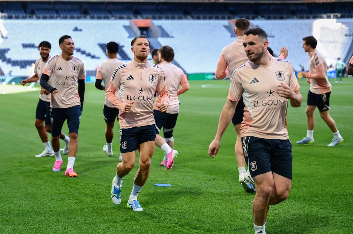  Aston Villa players take part in a training session ahead of UEFA Europa League final match against Germany's Freiburg at the Tupras Stadium in Istanbul, Turkiye on May 19, 2026. (Photo by Arif Hudaverdi Yaman/Anadolu via Getty Images) Photo by Arif Hudaverdi Yaman/Anadolu via Getty Images