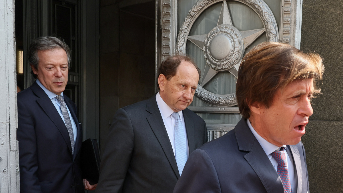 Foreign ambassadors to Russia Nicolas de Riviere of France, Alexander Graf Lambsdorff of Germany and Nigel Casey of Britain leave after visiting the Russian Foreign Ministry headquarters in Moscow, Russia, June 11, 2026. REUTERS/Shamil Zhumatov