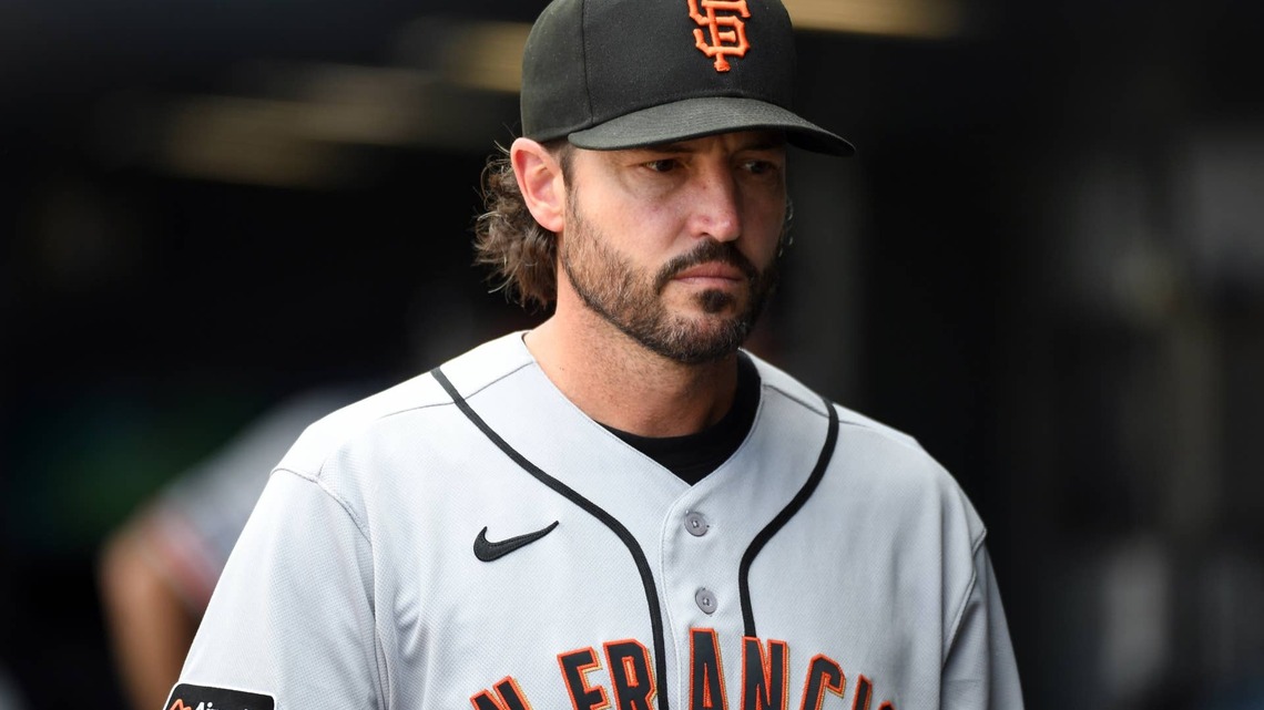 3-Time World Series Champ Defends Tony Vitello Amid Giants Struggles 