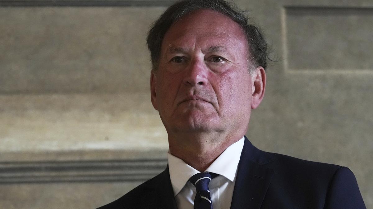 Italy. Supreme Court Justice Samuel Alito attends a meeting with Mons. Laurence John Spiteri, in Rome, Saturday, Sept. 20, 2025. (AP Photo/Andrew Medichini)