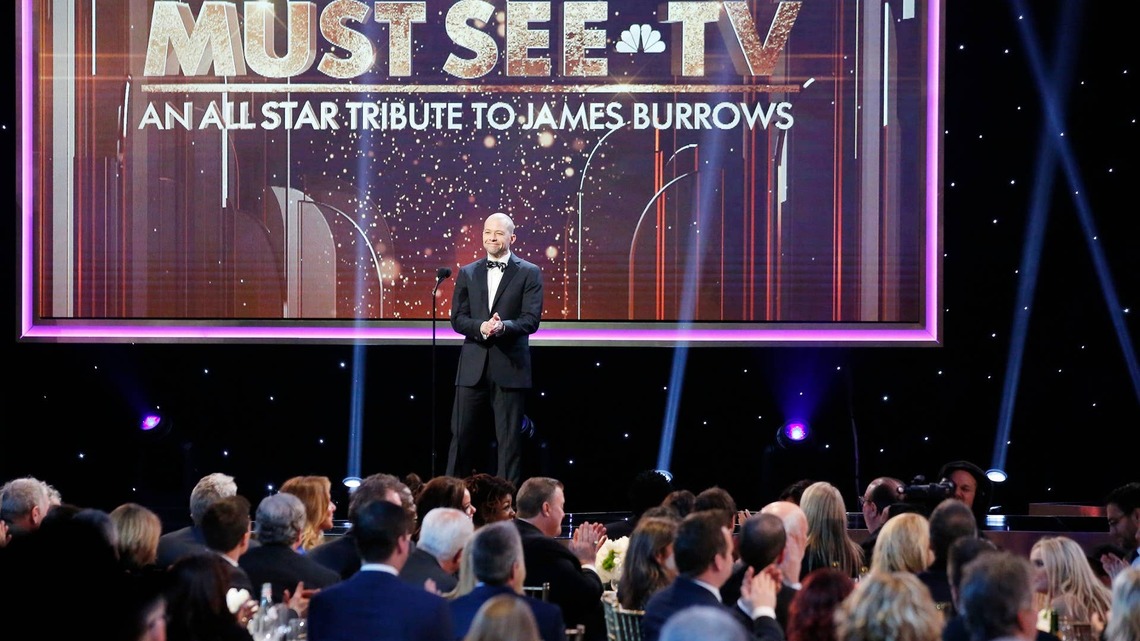 Jon Cryer Recalls James Burrows' Note That Made Him Feel Like He'd Finally Made It - and Fans Can't Get Enough 