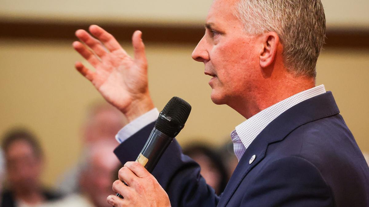 Former GOP Rep. David Jolly of Pinellas County, Florida, a Democratic candidate for governor, spoke alongside Orange County Mayor Jerry Demings about voting rights and more at a virtual town hall on April 30, 2026. (Dirk Shadd/Tampa Bay Times/TNS)