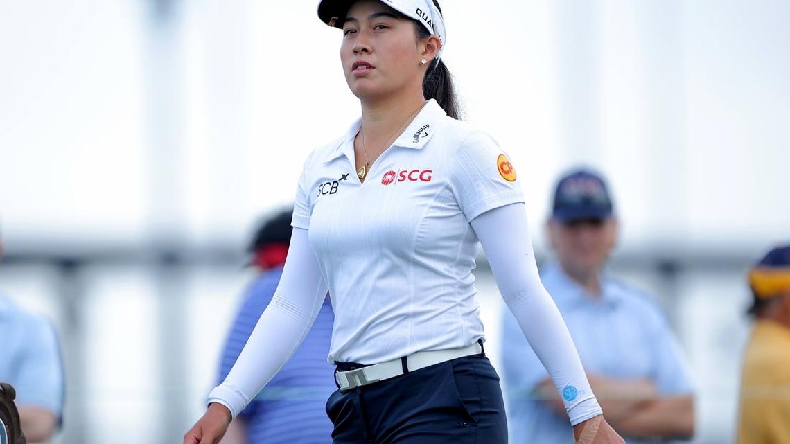 Jeeno Thitikul grabs 3-shot lead in windy conditions at Mizuho 