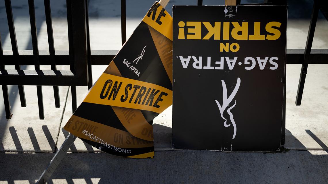 SAG-AFTRA reaches a tentative deal with the studios