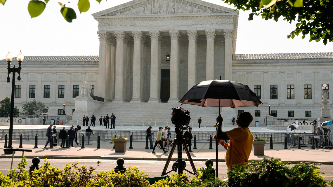 Supreme Court to hear Trump's fight to shield DOGE records from disclosure 