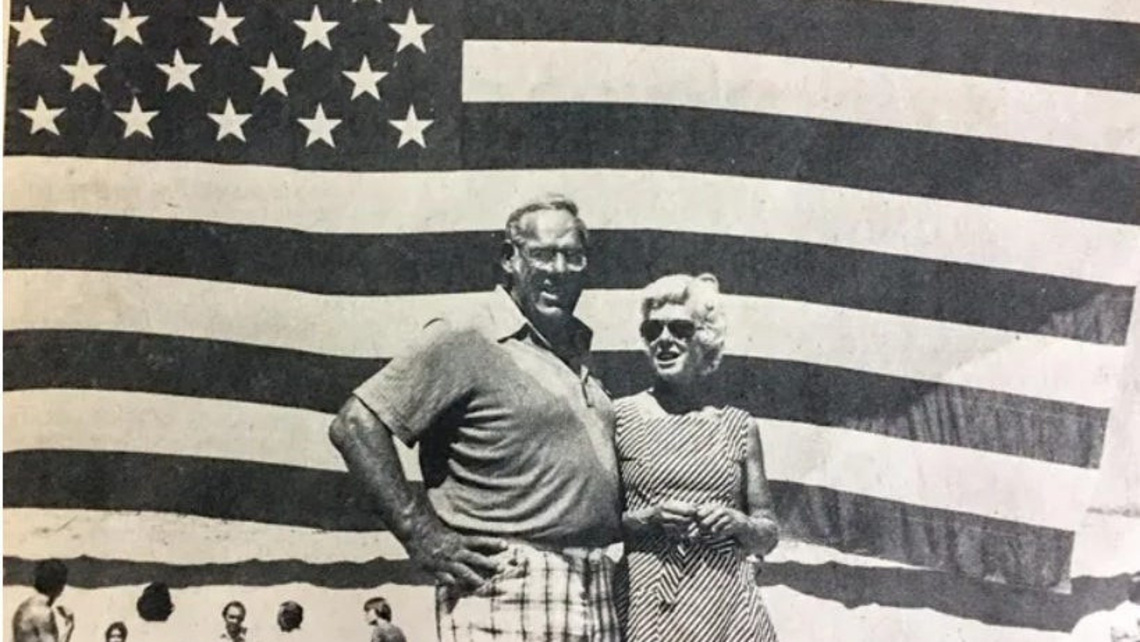 Massive U.S. flag greeted Space Shuttle, president in the High Desert 
