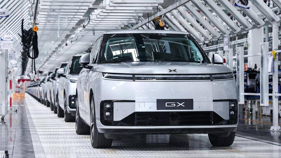 China Has Started Mass-Producing Robotaxis Before Tesla 