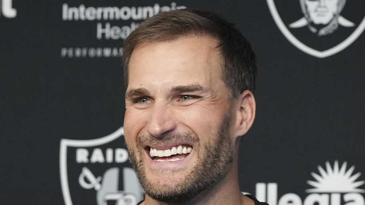  Apr 8, 2026; Las Vegas, NV, USA; Las Vegas Raiders quarterback Kirk Cousins speaks at a press conference at Intermountain Health Performance Center. Mandatory Credit: Candice Ward-Imagn Images | Candice Ward-Imagn Images 