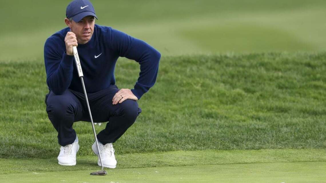 Scottish Open interrupted by 2 1/2-hour fog delay  