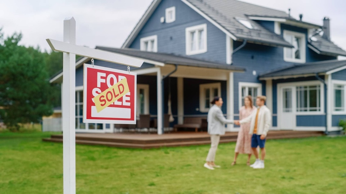 Americans face homebuying shift after mortgage rate increase 