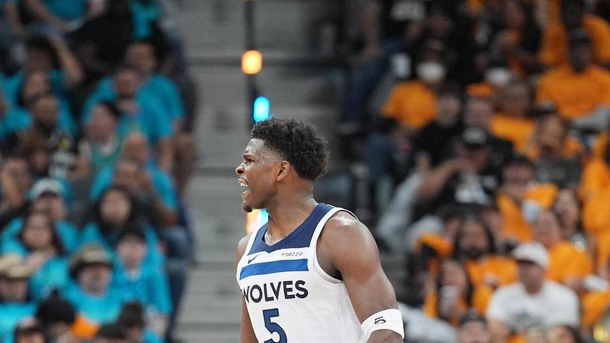  Anthony Edwards made his triumphant return from injury in Game 1 for the Timberwolves against the Spurs. | Daniel Dunn-Imagn Images 