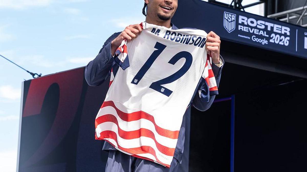  Miles Robinson is one of five center backs on the USMNT's roster. | IMAGO / Pacific Press Agency 