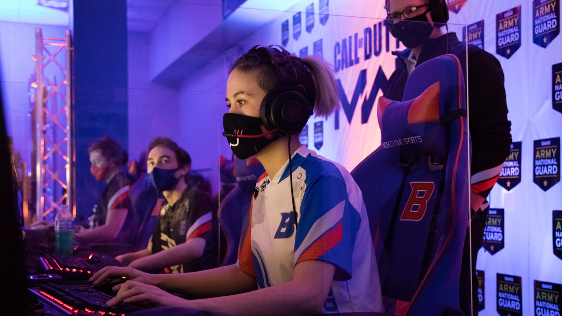Men make up most U.S. college esports rosters. How Boise State measures up