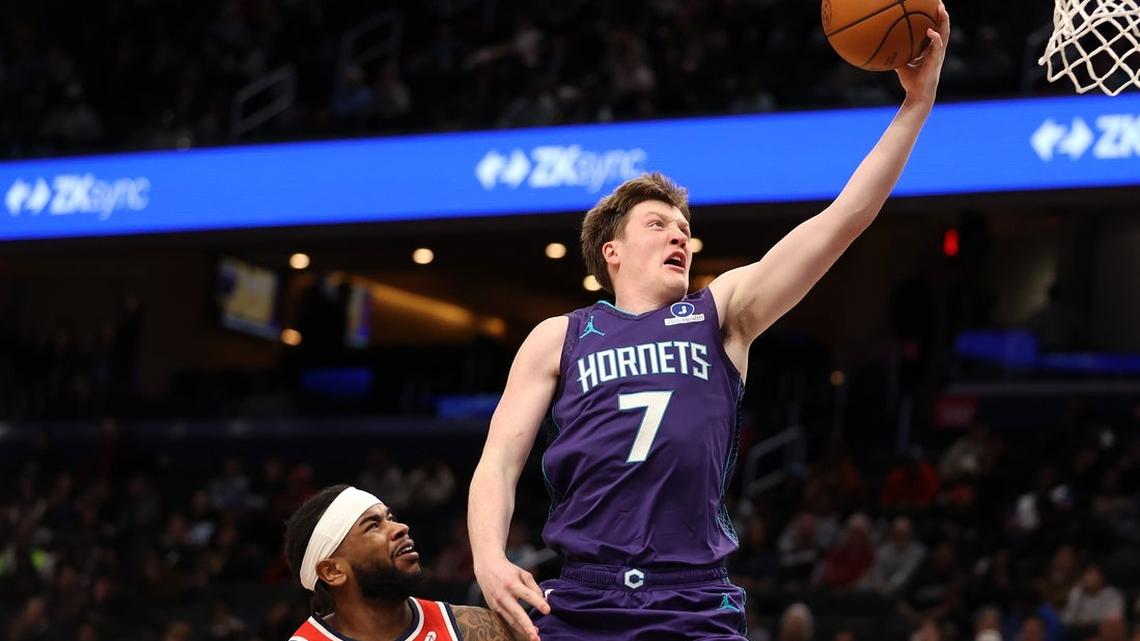 Hornets buzzing, Pacers plummeting in NBA standings 