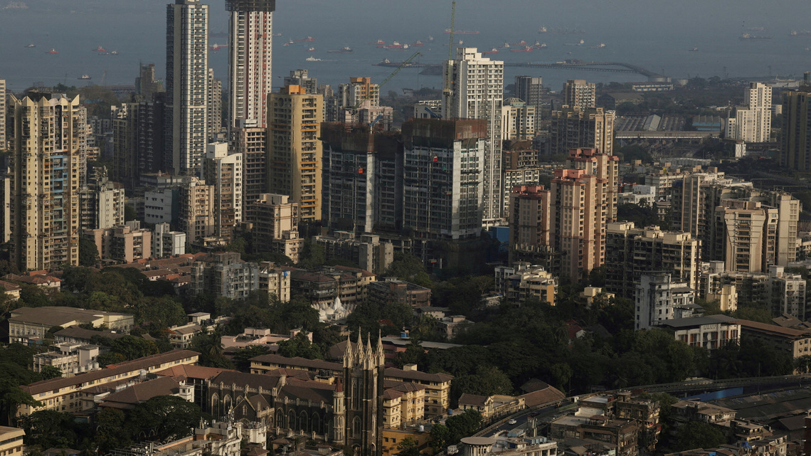 World economic growth to slow to 2.6% in 2026, UN trade body says