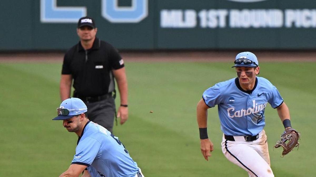  May 30, 2026; Chapel Hill, NC, USA; North Carolina Tar Heels infielder Gavin Gallaher (5) misplays a grounder during game 4 of the Chapel Hill Regional at Boshamer Stadium. Mandatory Credit: William Howard-Imagn Images | William Howard-Imagn Images 