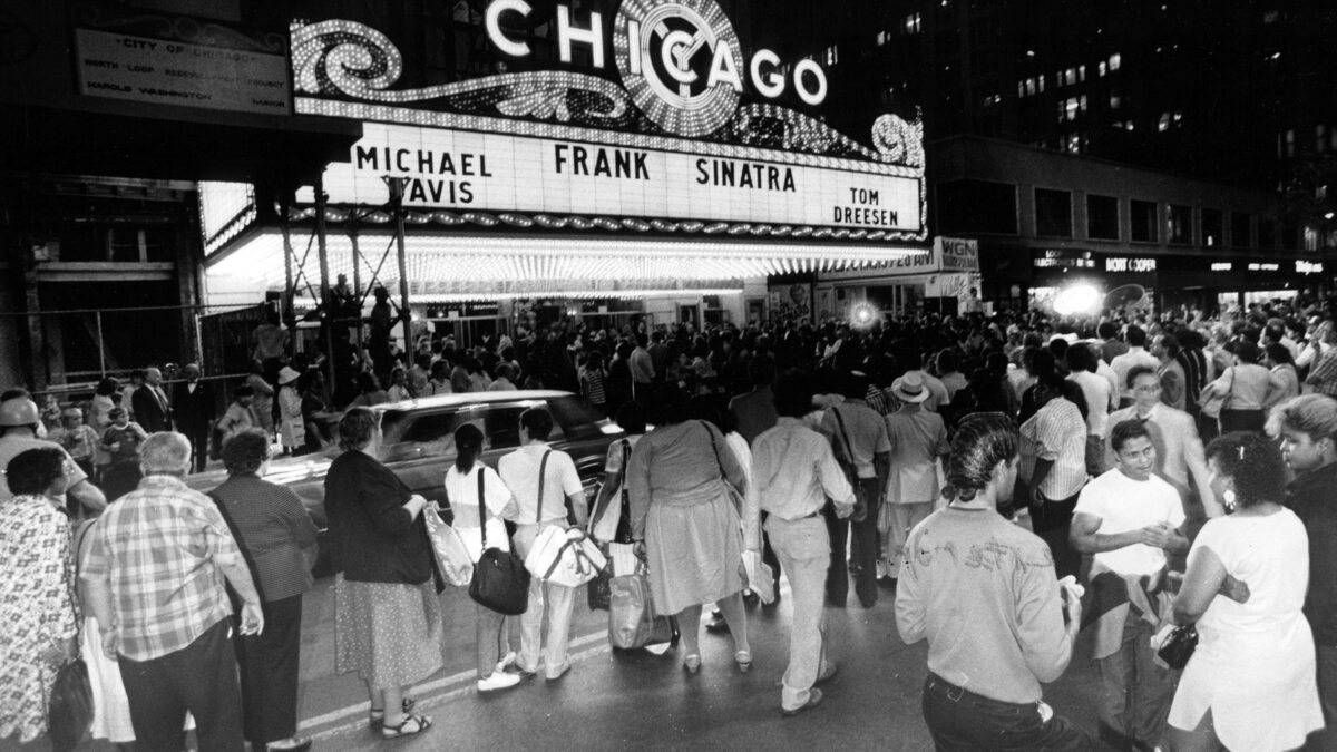 Vintage Chicago Tribune: Highs - and lows - of the magnificent Chicago Theatre