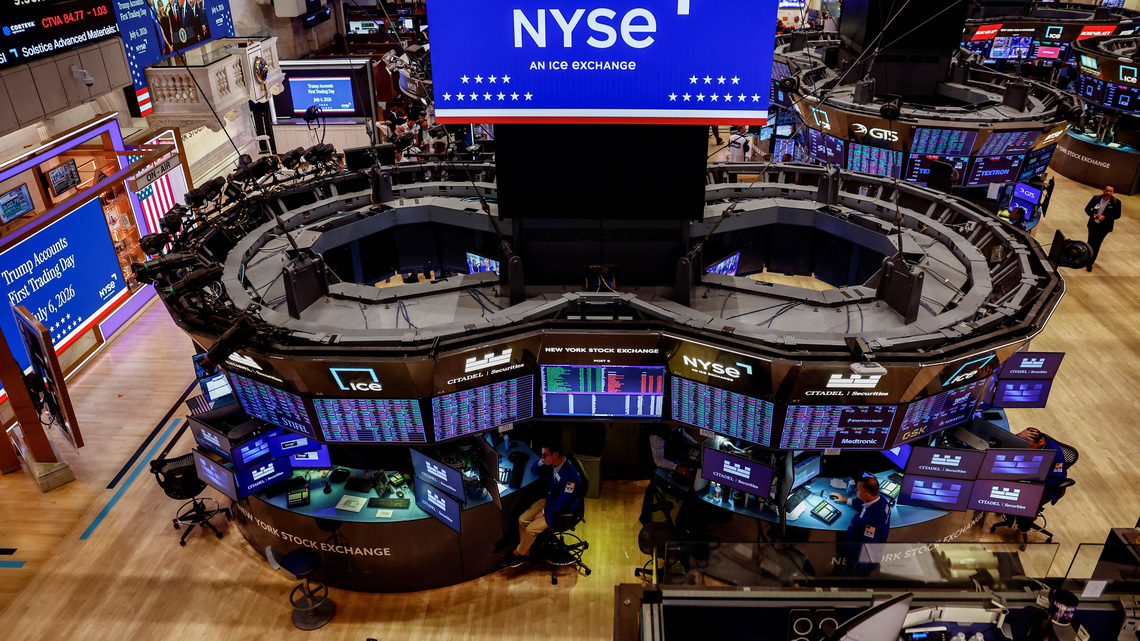 S&P 500, Nasdaq futures slip as investors eye SK Hynix listing, Middle East risks 