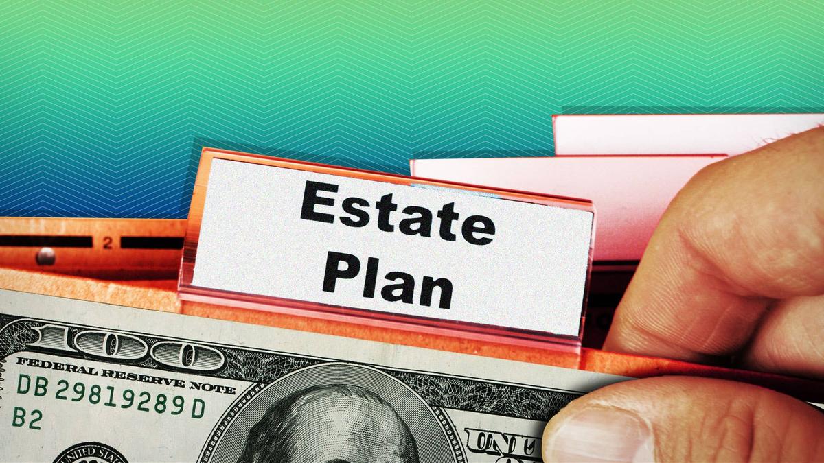  Estate planning is a key area of focus for the newly single in their 50s or older. Shutterstock/TS