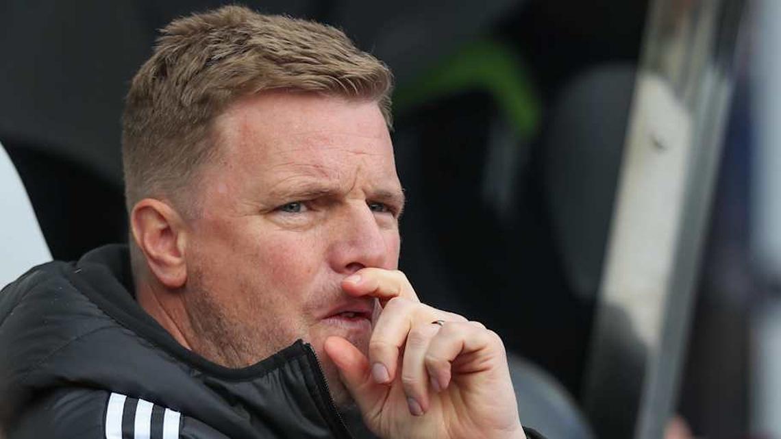  Eddie Howe finds himself under huge pressure. | IMAGO/Every Second Medi 