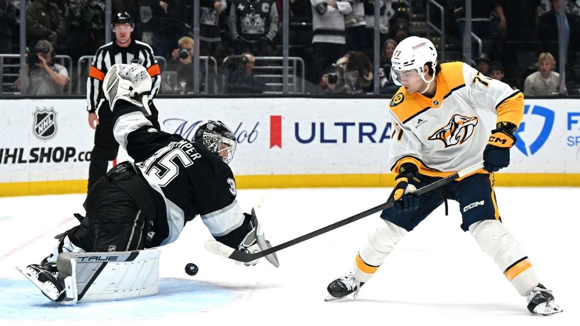 Kings can't afford slow start in playoff chase game vs. Maple Leafs 