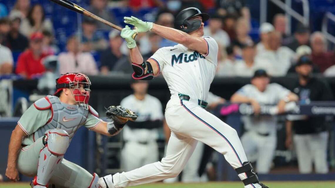 Conine plays hero as Marlins finish off sweep of Phillies