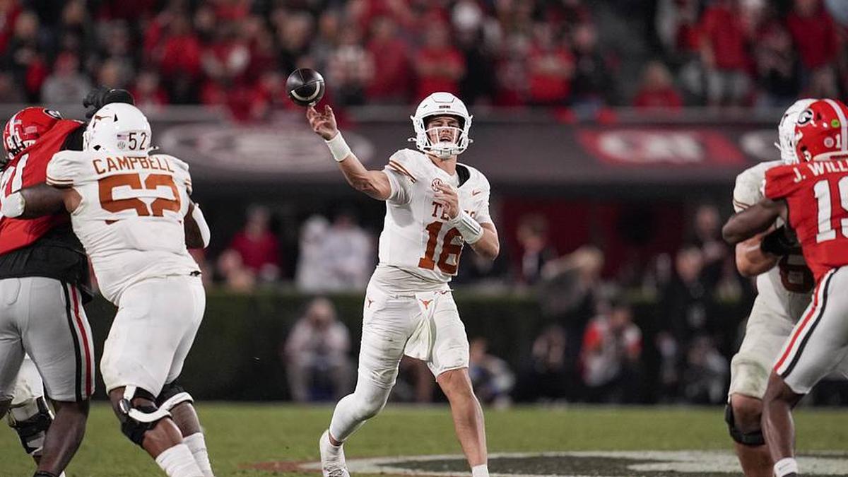  Hype is building around Texas quarterback Arch Manning and the Longhorns again this season. | Dale Zanine-Imagn Images 