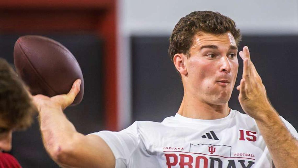  Fernando Mendoza participates in Indiana University's Pro Day at Mellencamp Pavilion on Wednesday, April 1, 2026. | Rich Janzaruk/Herald-Times / USA TODAY NETWORK via Imagn Images 