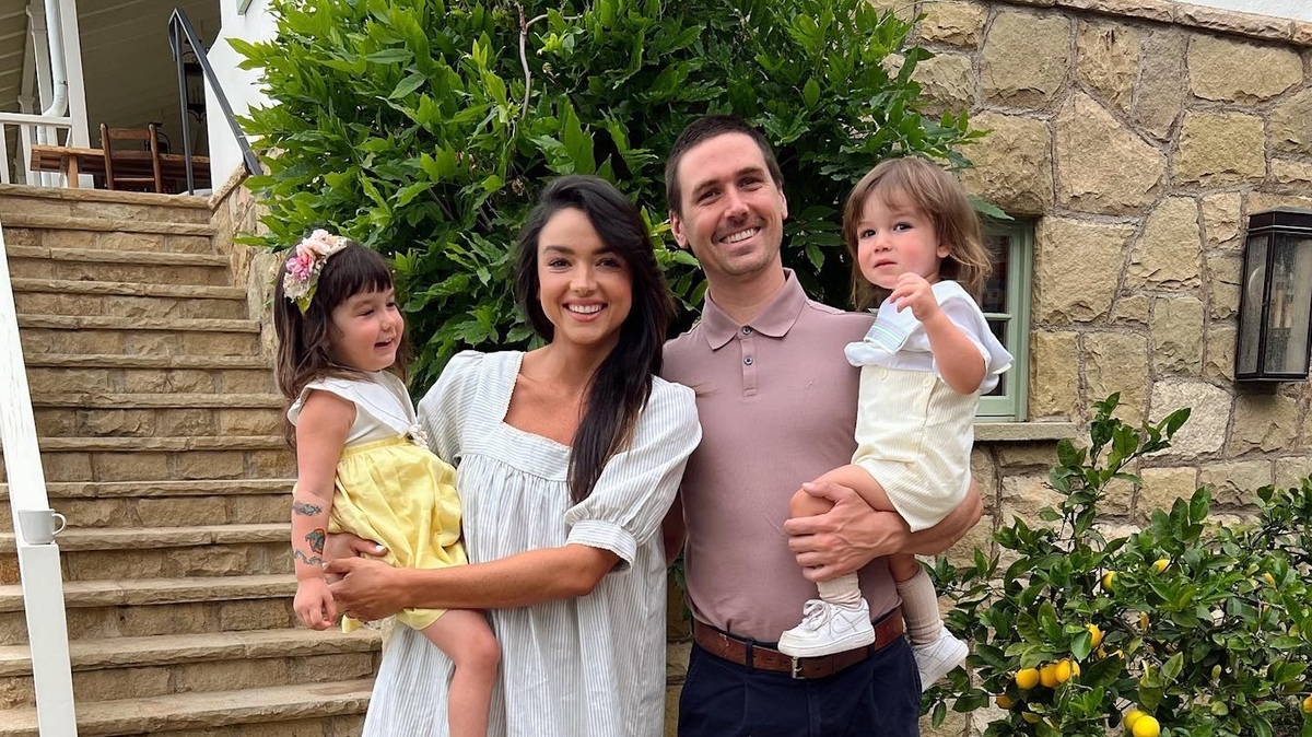 Bachelor's Bekah Martinez Explains Decision to Take a Break From Homeschooling