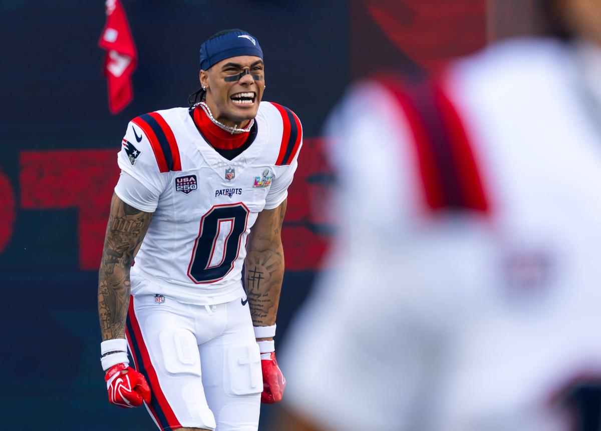  Feb 8, 2026; Santa Clara, CA, USA; New England Patriots cornerback Christian Gonzalez (0) against the Seattle Seahawks during Super Bowl LX at Levi's Stadium. Mandatory Credit: Mark J. Rebilas-Imagn Images 