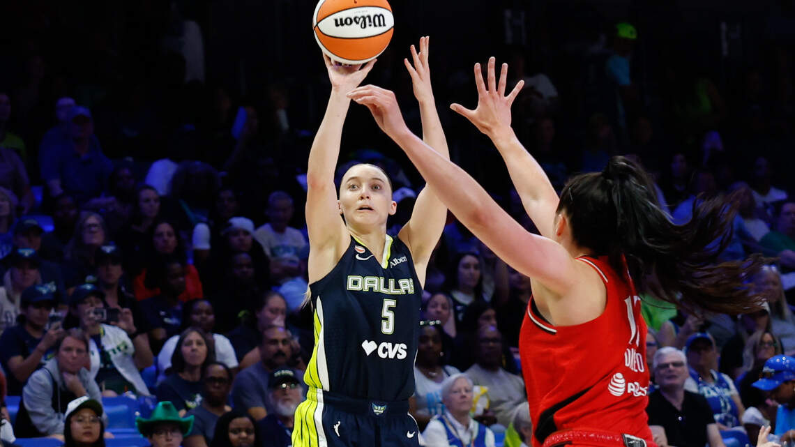 Bueckers leads Wings over Fire and into WNBA playoffs