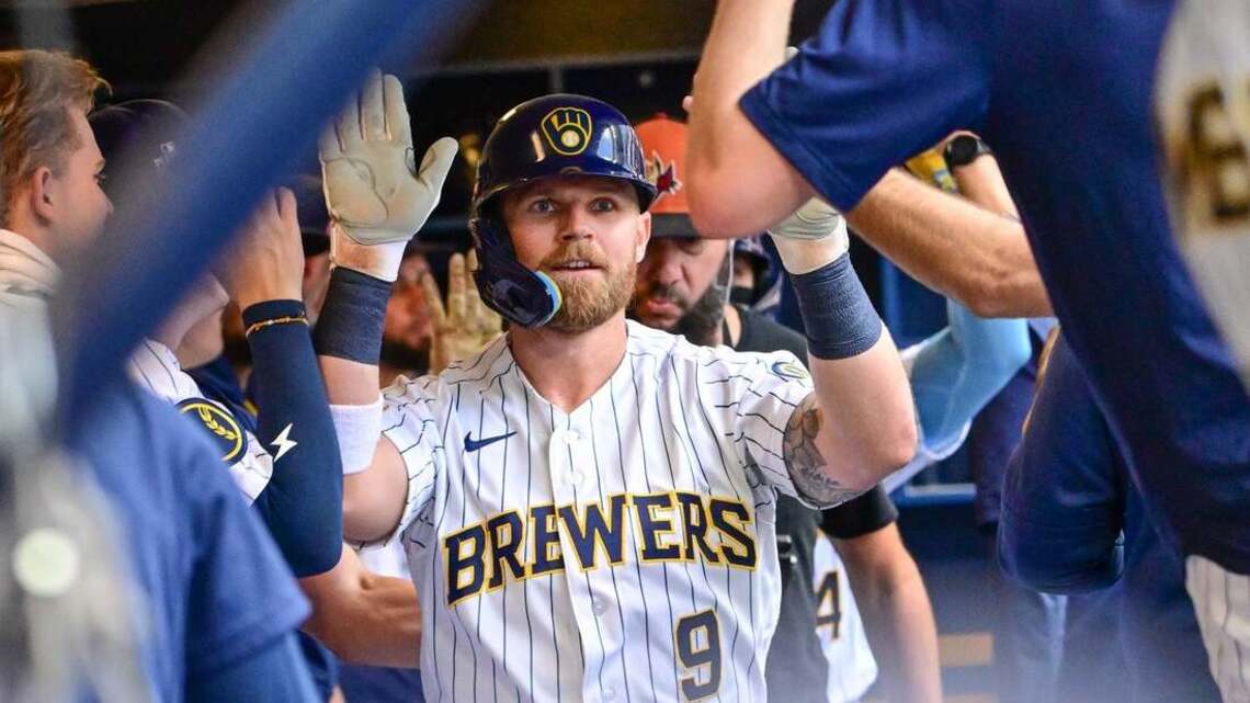 Jake Bauers, Logan Henderson lead Brewers past Braves 