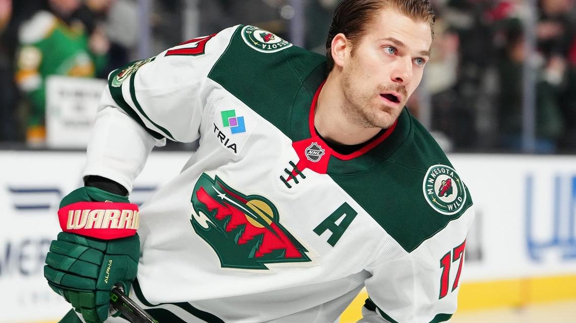 Wild F Marcus Foligno claims King Clancy Trophy 