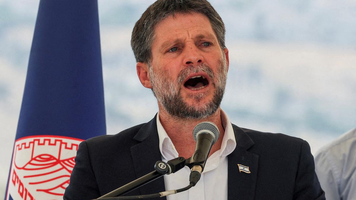 FILE PHOTO: Israeli Finance Minister Bezalel Smotrich speaks at a press conference regarding settlements expansion for the long-frozen E1 settlement, that would split East Jerusalem from the occupied West Bank, near the Israeli settlement of Maale Adumim in the Israeli-occupied West Bank, August 14, 2025. REUTERS/Ronen Zvulun/File Photo