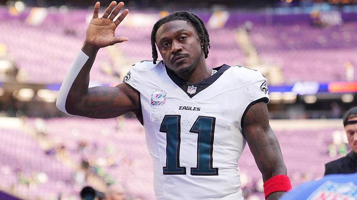  It sounds like A.J. Brown is headed to the Patriots. | Brad Rempel-Imagn Images 