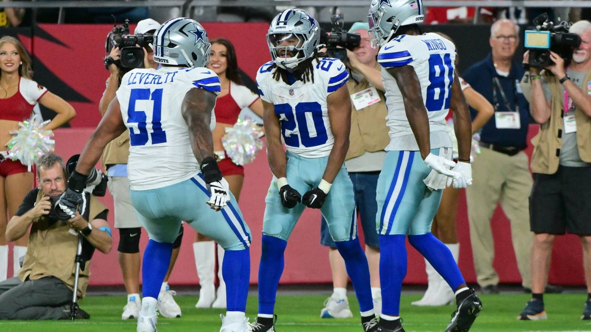 Key Cowboys' Offensive Contributor Carted Off Practice Field