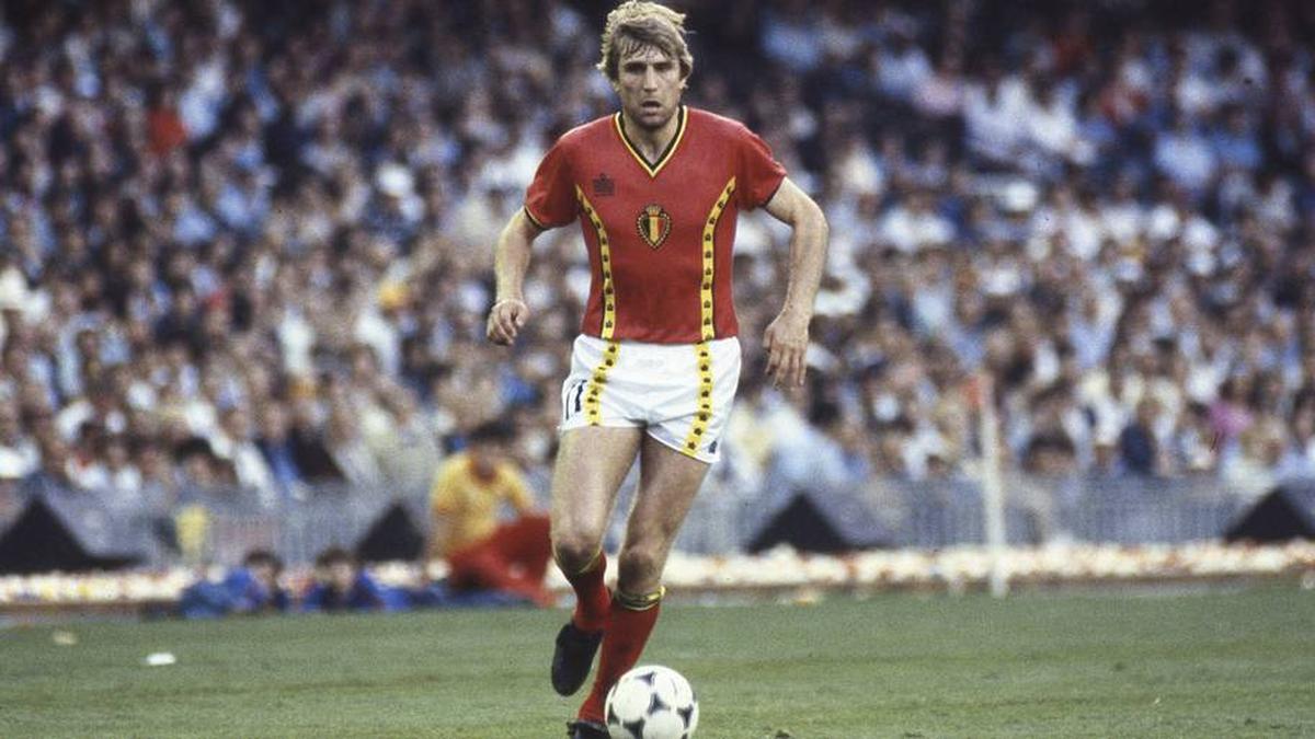  Jan Ceulemans is one of the greatest Belgium soccer players of all time. | IMAGO/Sven Simon 